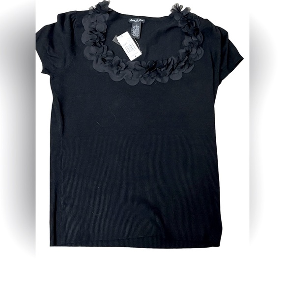 audrey and grace Tops - NWT black size OX Audrey and Grace knit cap sleeve shirt.